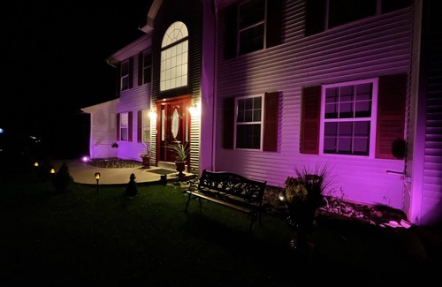Tunkhannock Township House | Deck house with pool and outdoor hot tub