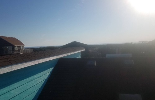 Salvo Cottage | DECK OCEAN VIEWS; HOT TUB, GREAT RATES ! n
