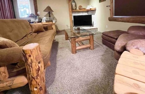 Sedalia Cabin | Deckers South Platte River B&B