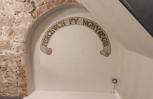 Dyserth Apartment | Declaration Suite
