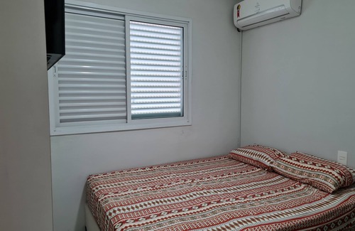 Santa Monica Apartment | Decorated apartment close to COT