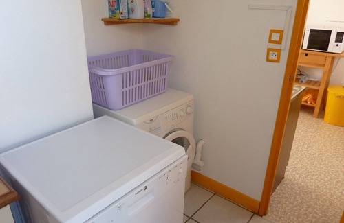 Marsilly Cabin | Decorated with taste, modern, very quiet area, typical fisherman village