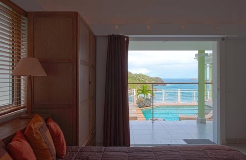 Lurin Villa | Deep Bay Villa close to Le Petite Anse