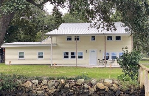 Russellville House | Deep Water Lakefront Home w/Private Dock
