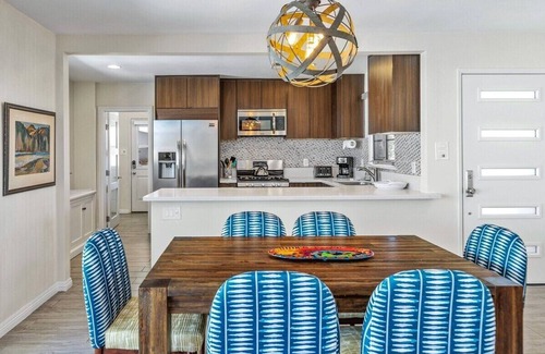 Deepwell Estates House | Deepwell Vacation Rental – Stylish Palm Springs Home with Pool, Spa, Fire Pit & Mountain Views