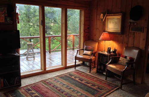Bailey Cabin | Deer Creek Cabin - a Log Cabin in the Rockies of Colorado!
