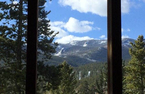 Bailey Cabin | Deer Creek Cabin - a Log Cabin in the Rockies of Colorado!