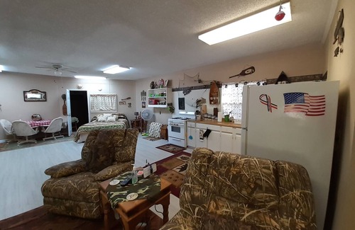 Story Cabin | DEER CREEK LODGE located 1/4 mile from beautiful Lake Ouachita