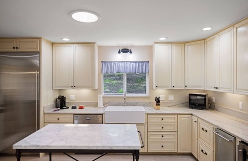 Carmel Valley House | Deer Meadow 4BR 3Ba w Valley Views 30 Night Min