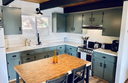 Arnold Ski Chalet | Deer View Chalet - Located in Blue Lake Springs