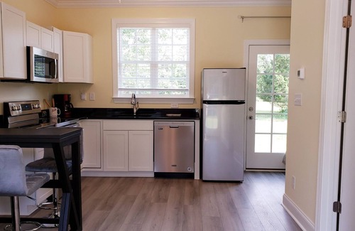 Grovetown House | Deer View Cottage on 16 Acres, King Size Bed, No Pet Fee