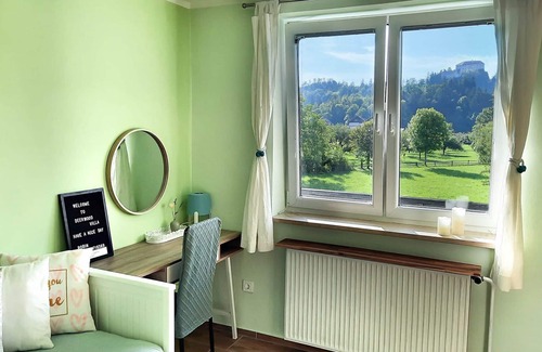Bled Apartment | Deerwood Villa-Sky Vocation 2-storey Apartment with Bled Castle View