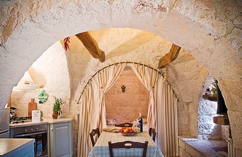 Martina Franca House | Degli Archi: 1800s trullo house with hillside views and pool