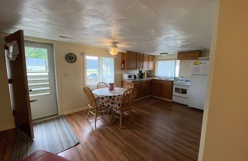 Geneva-on-the-Lake Apartment | "Deja Blue" unit 5, 1 Bdrm, lower-level apartment on Lake
