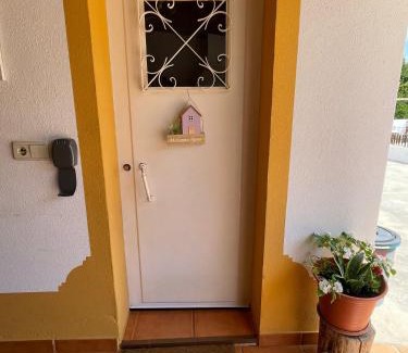 Tomar House | DEl Rey Guest House