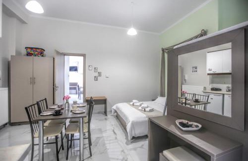 Kalambaka Apartment | Del Sol #1 Meteora Luxurious Family Suites