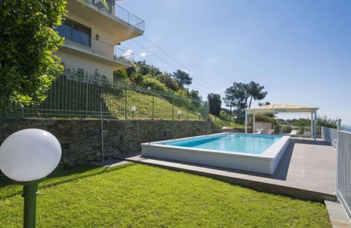 Montignoso House | Delfina by Interhome