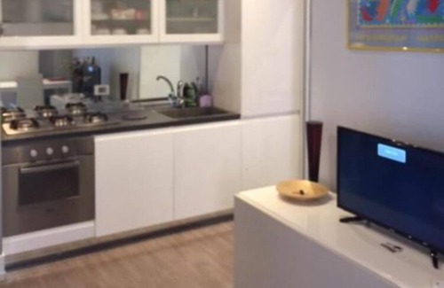 Cinecitta Apartment | Delicious 10min from the center of Rome