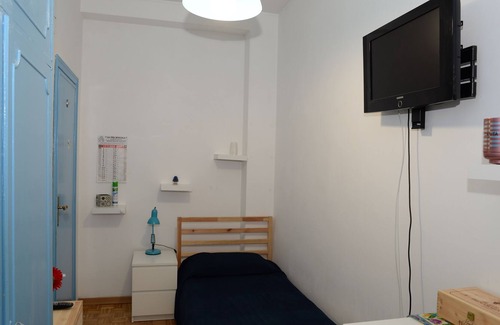 Tor di Quinto Apartment | Delicious Single Room with Samsung TV and Mini-bar
