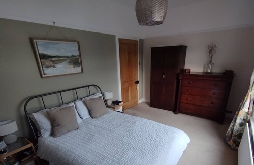 Donaghadee House | Delightful 1920's end terrace home 5 mins walk from Donaghadee seaside town.
