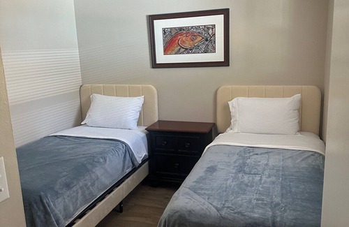 Salt Springs Cabin | Delightful 2 bed cabin with AC in Salt Springs - other cabins available