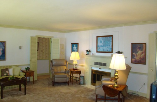 Moultonborough House | Delightful 2-bedroom house on Lake Kanasatka