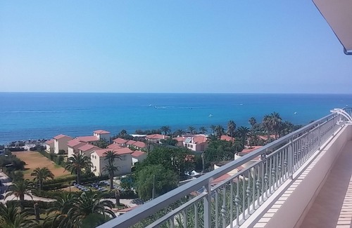 Torre Ruffa Apartment | Delightful apartment 200 meters from the sea and with private access to the beach