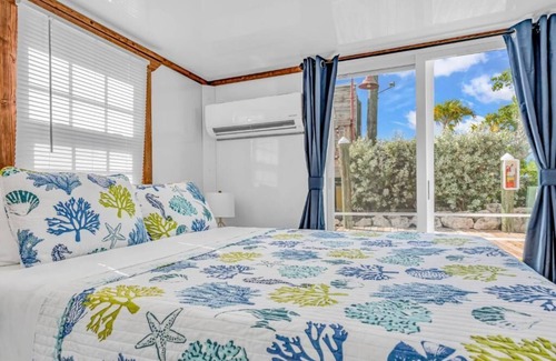 Key Colony Beach Cabin | Delightful Aqualodge! Cabana Club Access!