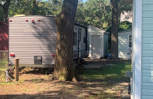 Murrells Inlet House | Delightful Camper RV with AC in charming Murrells Inlet - walk to restaurants