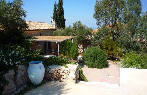Skinaria Villa | Delightful country villa, private pool, near sea , peaceful Skinaria , Zante.