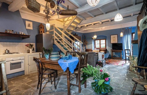 Pontassieve Other | Delightful family Farmhouse with pool, in the woods, 20 km from Florence