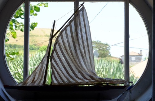 Praia da Vitoria Cottage | Delightful family house in Azores seaside village