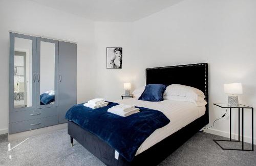 Seaham House | Delightful Home in Seaham, Sleeps 4