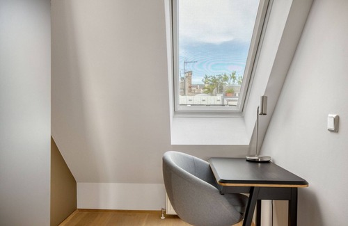 Altlerchenfeld House | Delightful Josefstadt 3BR, Furnished + Open Design, by Blueground