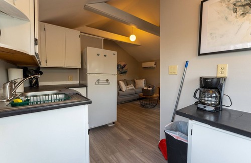 Alton Bay Cabin | Delightful Lake View Cabin in Alton Bay Now featuring Lake Access, AC/TV/WiFi