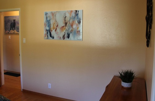 Sequoyah House | Delightful & Spacious Room for Rent, Shared Common Areas with lots of Privacy!