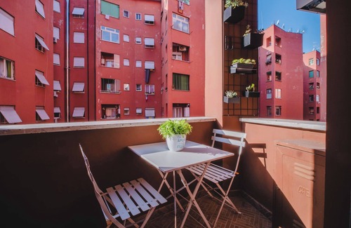 Quartiere XXIV Don Bosco Apartment | Delizioso Appartamento Situato Vicino Alla Metropolitana A Lucio Sestio