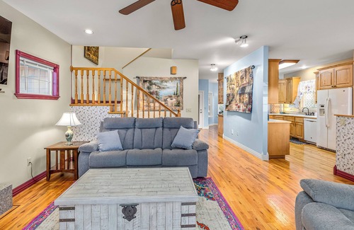 Delta House | Delta Grand Victorian - Amazing Views! Ping Pong and Cornhole!