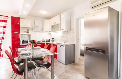 Vranjic Apartment | Delux apartment for 7 people