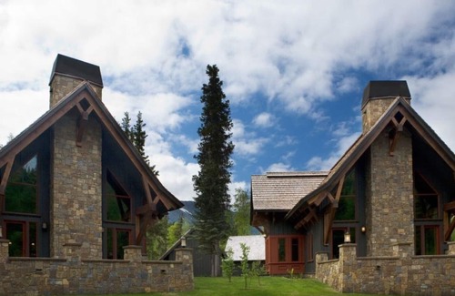 Cooper Landing House | Deluxe Alaska Vacation Home Steps from the Kenai Riverfront (Bear House)