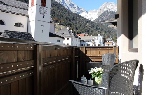 Anterselva Apartment | Deluxe Apartment With Balcony and Great View