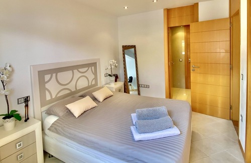 Costa Adeje Resort | Deluxe apartment at Heated Pools Resort