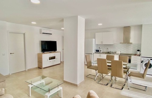 Benidorm Centro Apartment | Deluxe Apartment with 2 bedrooms, 3 min. to the beach