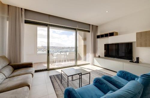 Sliema Apartment | Deluxe Apartment with Valletta and Harbour Views