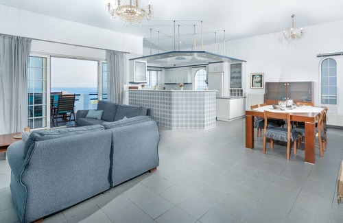 Ormos Agiou Ioannou Apartment | Deluxe Apartments Giamatasta A