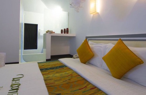 Siem Reap Resort | Deluxe Double with balcony - Free pick up