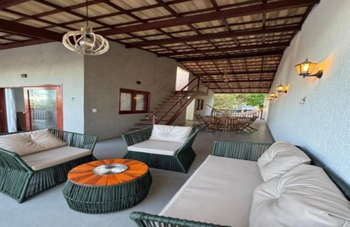Garca Torta Bed & Breakfast | Deluxe Double Suite with Sea View