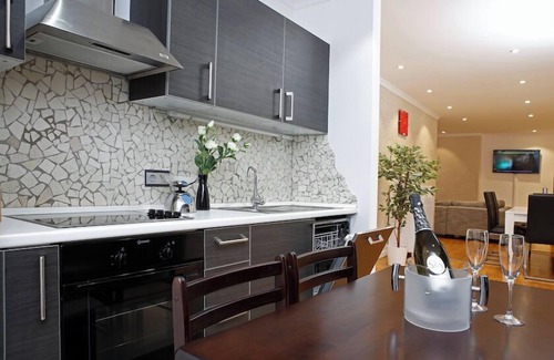 Gare Apartment | Deluxe-Executive Two-Bedroom Apartment 120m² with Private Entrance in Luxembourg