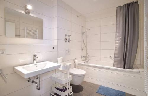 Heilbronner Straße Apartment | Deluxe Ferienwohnung Apartment Stuttgart Centre/Milaneo