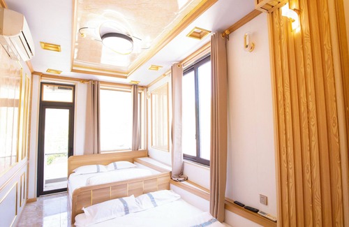 Meo Vac Apartment | Deluxe Hà Giang Stay with AC, Scenic Views & Private Bath